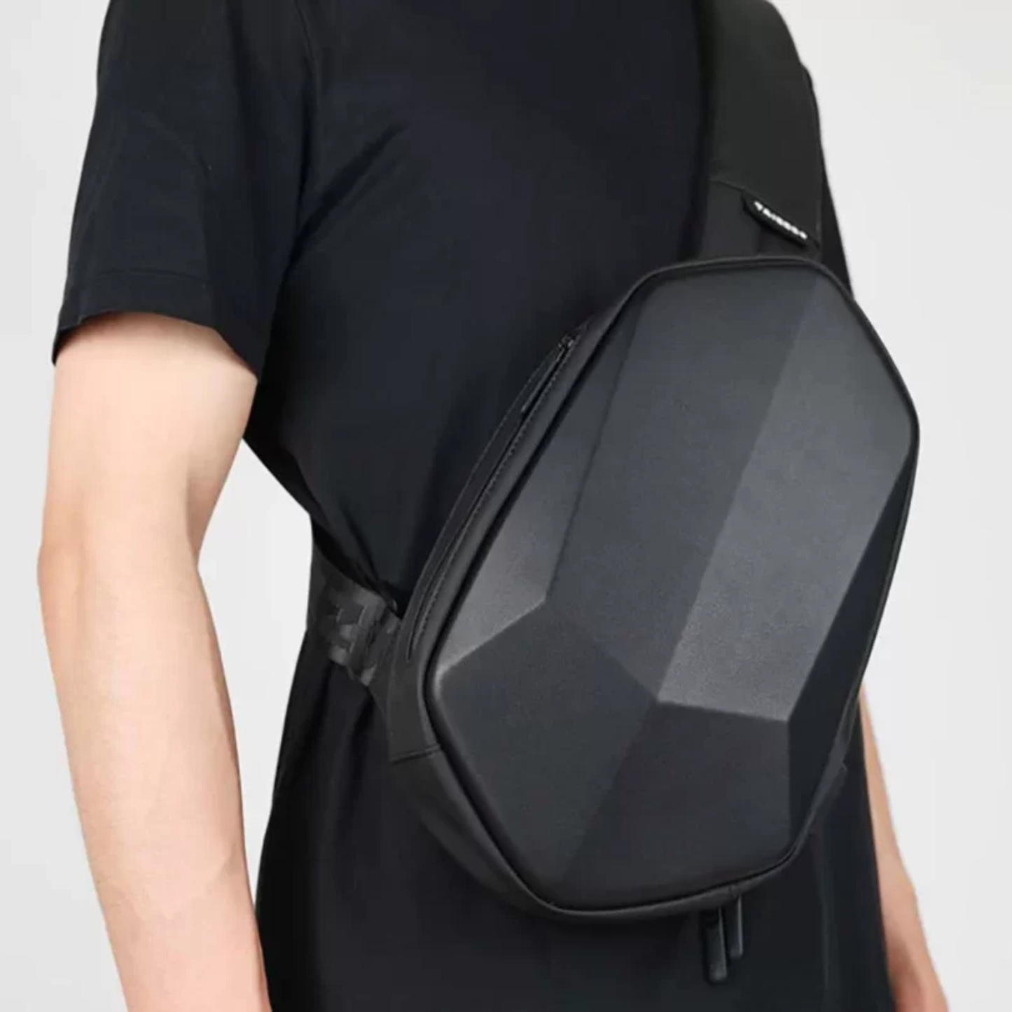 Urban Crossbody Chest Bag – Water-Resistant Everyday Sling with Secure Multi-Pocket Storage