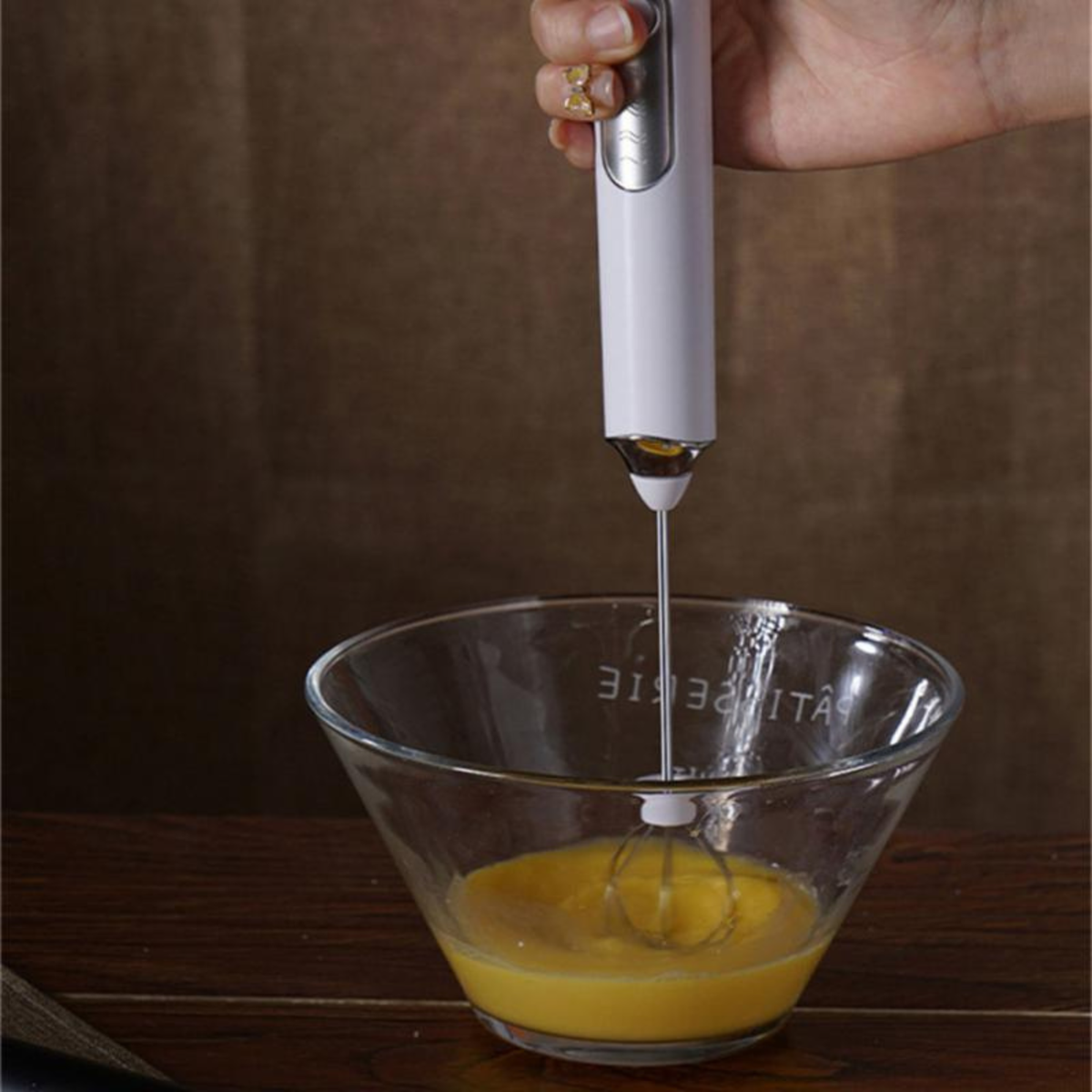 Electric Milk Frother & Egg Beater – Viral Coffee Mixer for Creamy Drinks & Fast Whisking